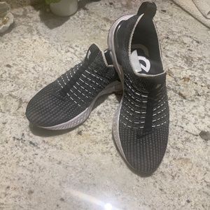 Nike React Phantom Flyknit